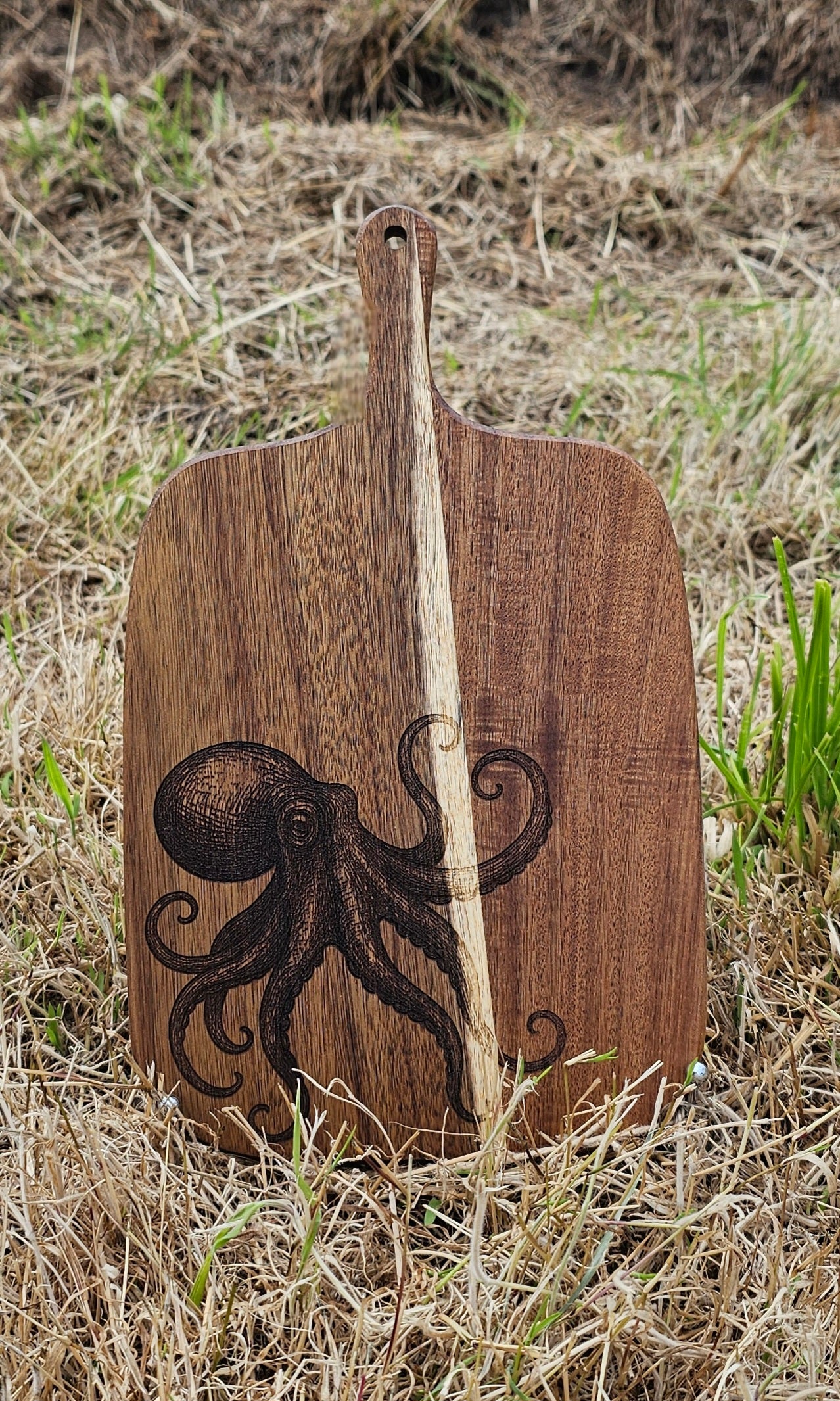 Acacia Octopus Cutting Board